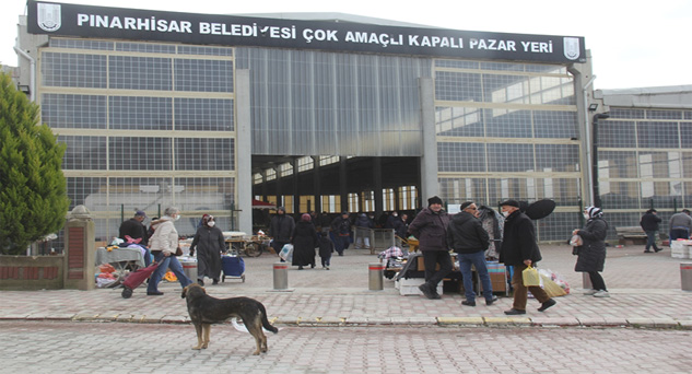 Yeni yılın ilk pazarı önceki yılda kuruldu