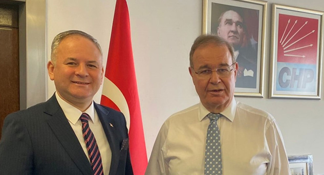 Başkan Türker, Faik Öztrak ile bir araya geldi