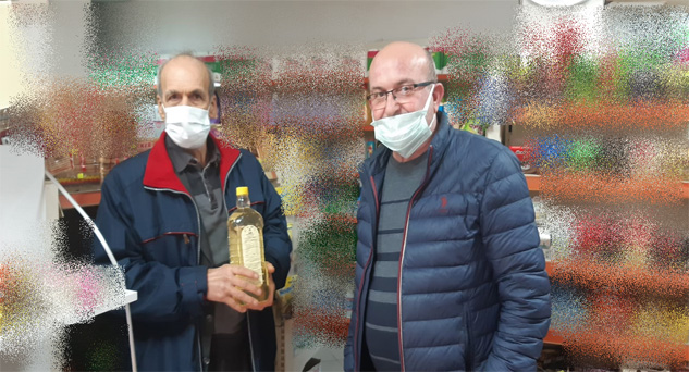 “Bakkal amcalardan alışveriş yap”