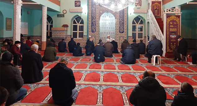 Yeni yılın ilk sabah namazı buluşması
