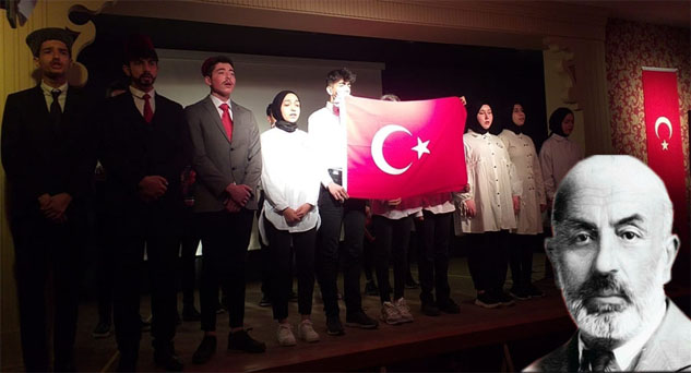 “Yüreklerde Akif, Dillerde Hürriyet”