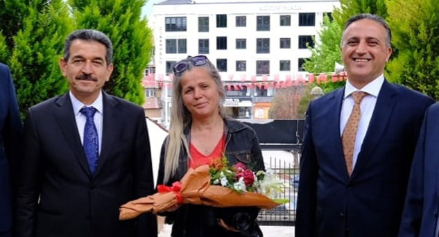 Vali Ekici’den basına jest