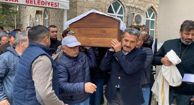 Cenaze törenine Vali Ekici de katıldı