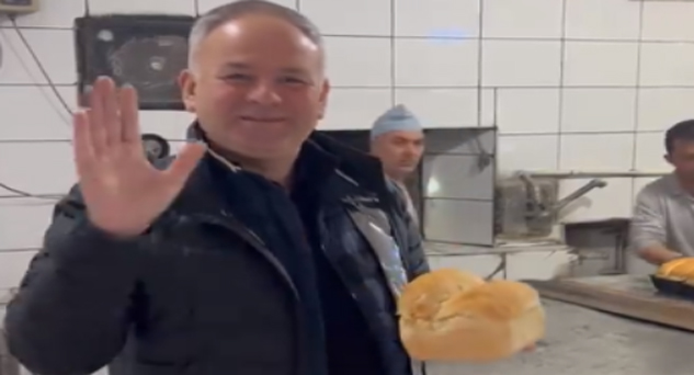 Halk Ekmek Fırınını denetledi
