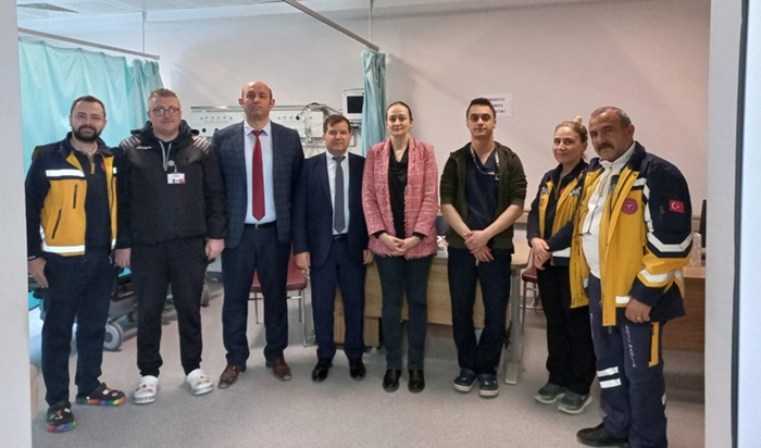 Başhekim Can sağlık personeli ile bayramlaştı