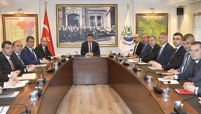 Kurum Müdürleri ile toplantı gerçekleştirdi