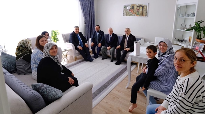 Vali Vekilinden Kıbrıs Gazisine ziyaret
