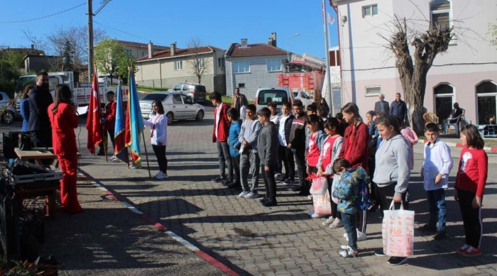 Üsküp’te çelenk töreni düzenlendi