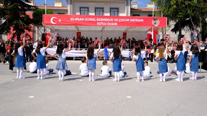 Kırklareli 23 Nisan Ulusal Egemenlik ve Çocuk Bayramını kutlandı