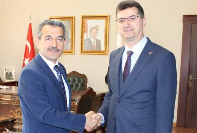 Müdür Aksoy, Vali Ekici ve Valilik personeli ile bayramlaştı