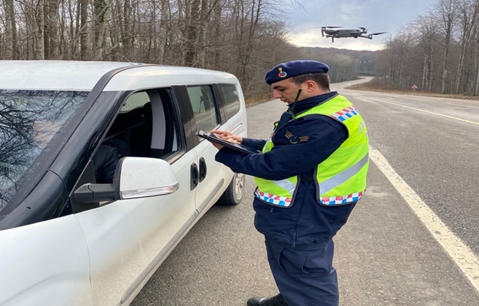 Trafik denetimlerine aralıksız devam edildi