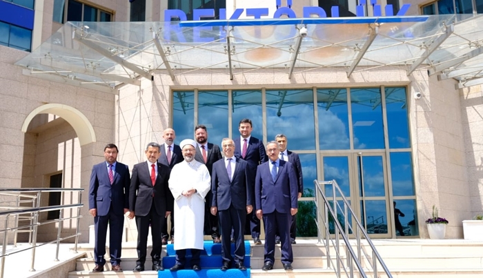 Erbaş’tan KLÜ’ye ziyaret