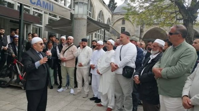 Umre yolcuları uğurlandı