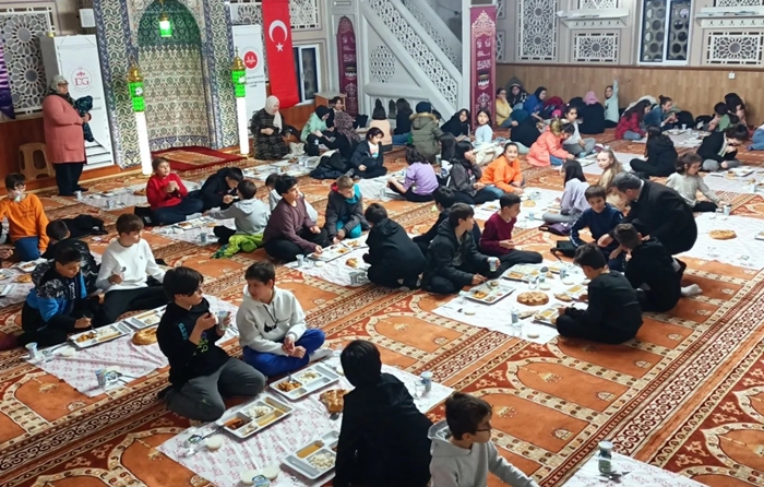 Kırklareli’nde çocuklara özel iftar programı