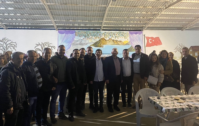 Kurudere Köyündeki iftar yemeğine katıldı