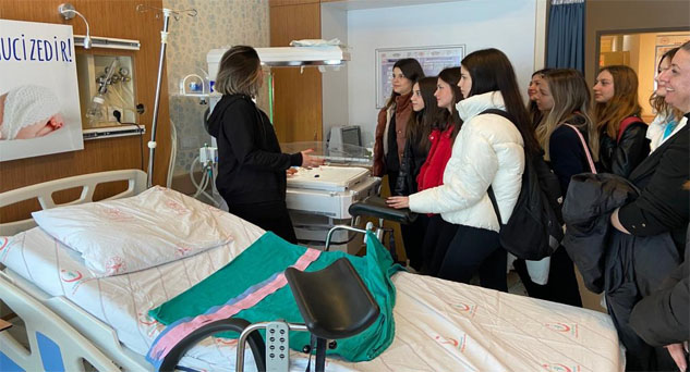Öğrenciler uygulamadaki işleyişi yerinde gördüler