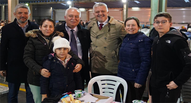 “Maneviyatı vatandaşlar ile aynı sofrada buluşarak yaşadık”