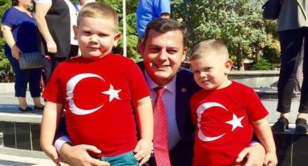  “Gençlerimizle, çocuklarımızla birlikte Cumhuriyeti demokrasiyle taçlandıracağız”