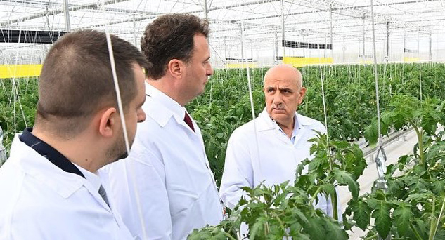 Bakan Kirişçi; “Kırklareli’ndeki Jeotermal seralar üretimin gücüne güç katıyor”