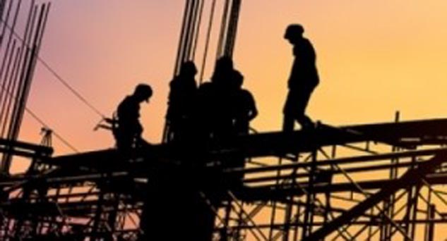 Hizmet sektöründe yükseldi, perakende ticaret ve inşaat sektörlerinde düştü