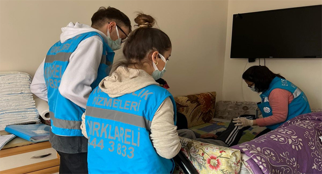 Kırklareli’nde evde bakım hastalarına fizik tedavi eğitimi