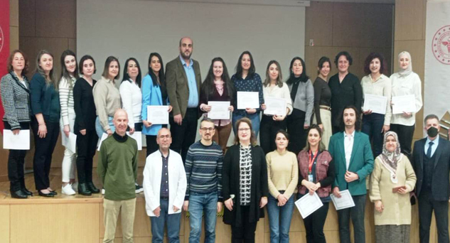 Başarılı kursiyerlere sertifikaları verildi