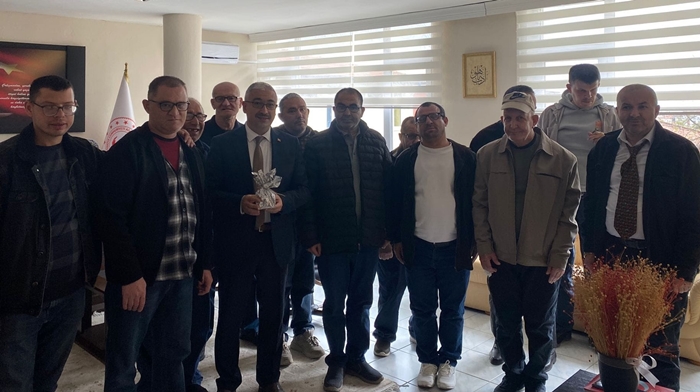 Engelli bireylerden Müdür Uysal’a ziyaret