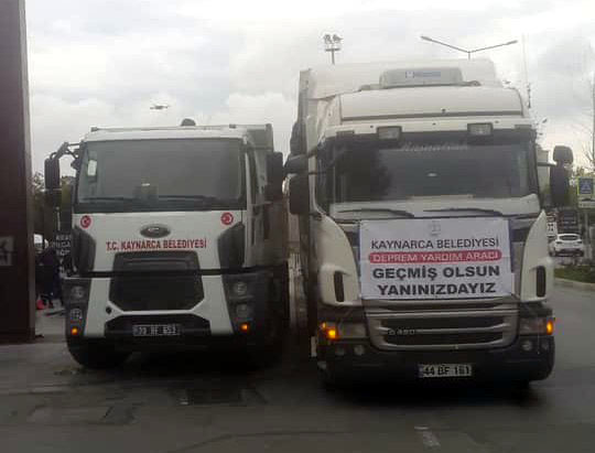 Kaynarca'dan 3. yardım kamyonu yola çıktı