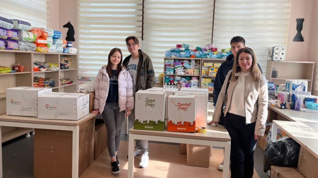 Lise öğrencilerinden yardım kampanyası