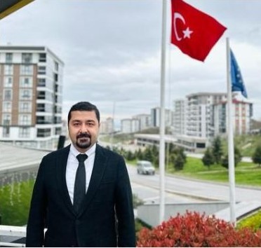 Yazgan “Gençler bizimle gülecek”