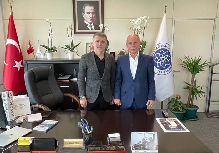 Karanfiller’den Tuna’ya nezaket ziyareti