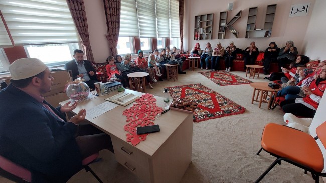 Gençlik Merkezi'nde şehitler için Yasin-i Şerif okundu