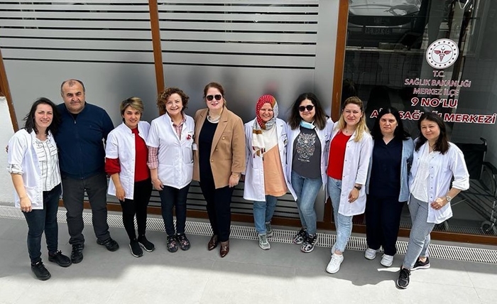 Cerit 9 No'lu Aile Sağlığı Merkezi'ni ziyaret etti