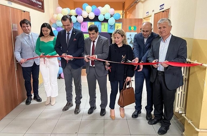 Kaymakam Özdemir yıl sonu sergisinin açılışını yaptı