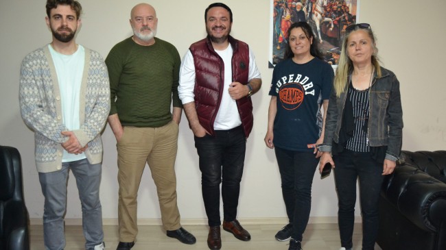 Sanatçı Cüneyt Şentürk’ten Yeşilyurt Gazetemize ziyaret