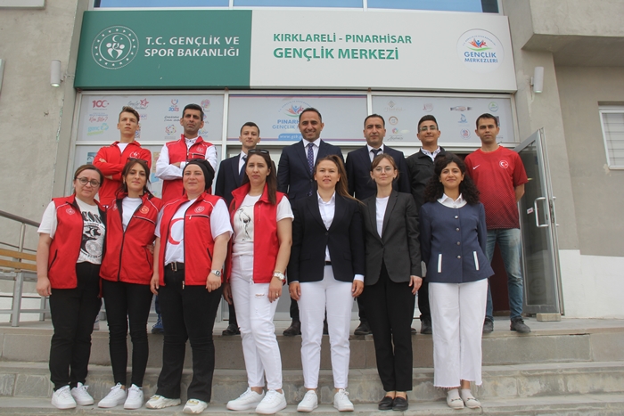 Emeği geçenlere teşekkür edildi