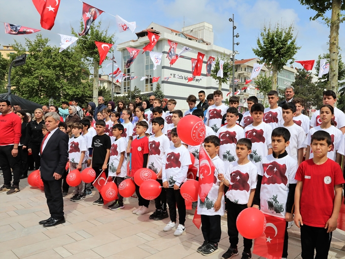 Çerkezköy'de 19 Mayıs Atatürk'ü Anma, Gençlik ve Spor Bayramı coşkusu