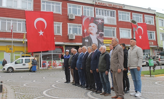 Kavaklı’da çelenk töreni düzenlendi