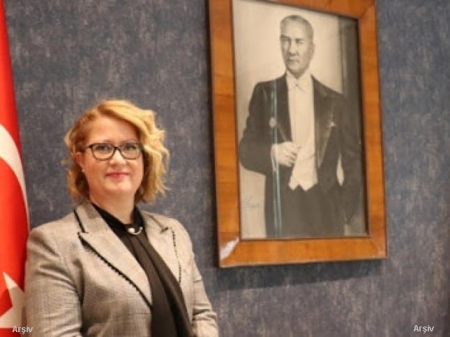 Cerit; “Yeterli ve dengeli miktarda beslenin”