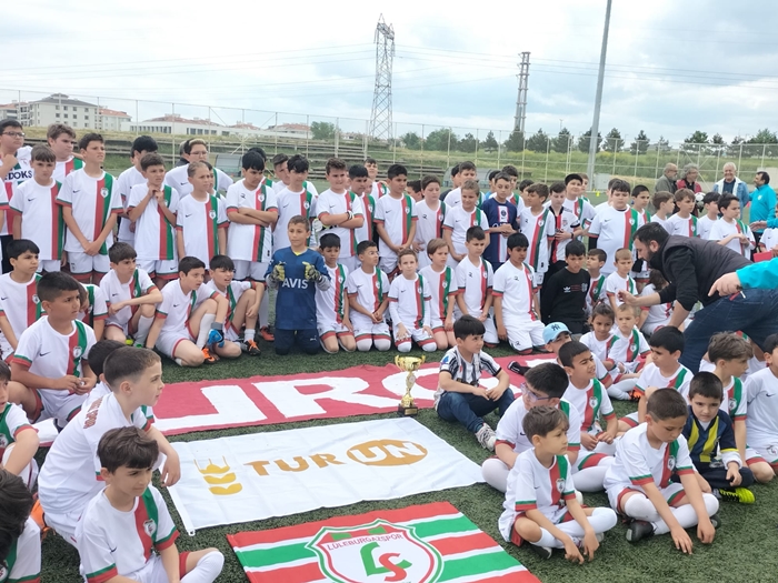 Başkan Kaya; “Dünden bugüne, babadan oğluna bir sevdadır Lüleburgazspor”