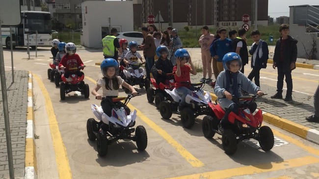 Jandarma ve Emniyet destekli trafik eğitimi