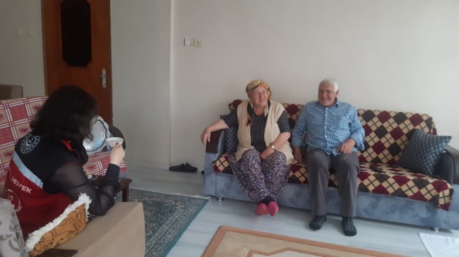 53 yıllık evli çifte anlamlı ziyaret