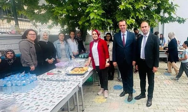 Cumhuriyet İlkokulu’nun geleneksel kermesi yapıldı