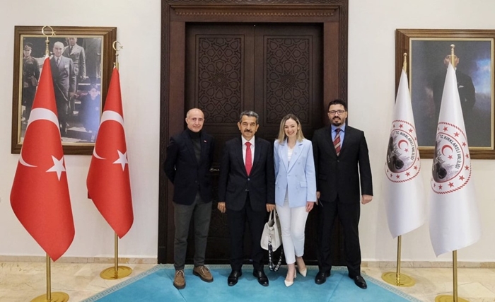 Vali Ekici ’ye Diş Hekimleri Odasından ziyaret