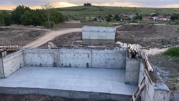 Kırklareli İl Özel İdaresi köprü yenileme çalışmalarına devam ediyor