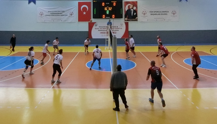 “Trakya CUP Voleybol Turnuvası” ilgiyle takip ediliyor