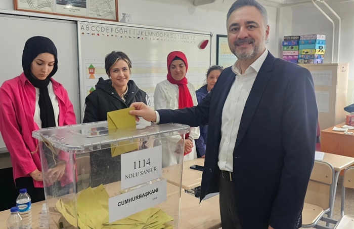 Sarıçam vatandaşlık görevini yerine getirdi