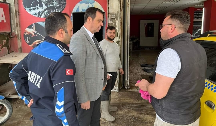 Başkan Ercan Özalp esnafları dinledi