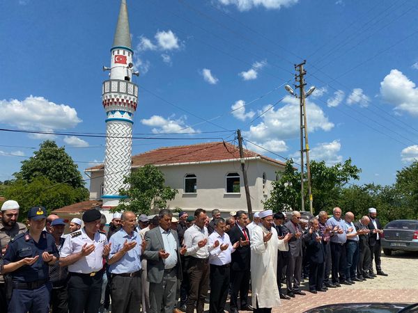 İl Müftüsü Eviş’ten Karaabalar Köyü'nde Yağmur Duası