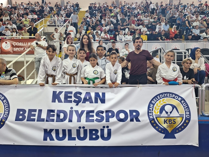 7 madalya ile döndüler